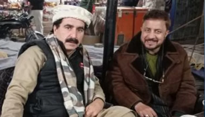 شعری مجموعہ "آواز کا کاسہ"۔۔ شکیل اعوان