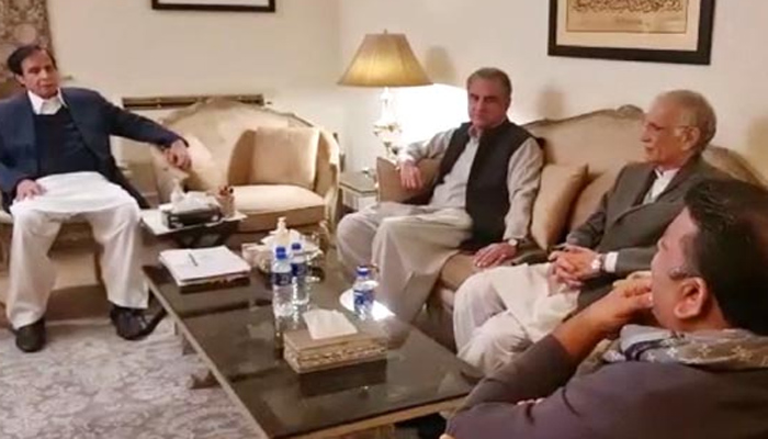 پی ٹی آئی اور ق لیگ کا سیٹ ایڈجسٹمنٹ کے معاملہ پر مشترکہ اجلاس