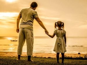 915733 daughterfather 1503595780 718 640x480 1