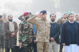 dg isi attends funeral prayers for martyred ctd officers 1672850497 3668