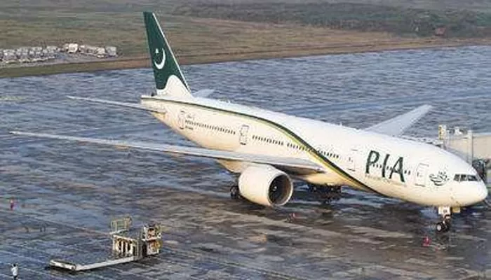ٹیکس نہ دینے پر پی آئی اے کے 13 اکاؤنٹس منجمد