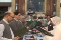 خیبر پختونخوا کی نئی نگراں کابینہ نے اپنے عہدوں کاحلف اٹھا لیا