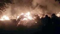مظفر آباد کے علاقے کونکاں میں آتشزدگی، 6 گھر جل کر راکھ