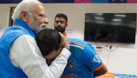 دل شکستہ محمد شامی نے مودی سے گلے لگ کر غم بانٹنے کی تصویر شیئر کردی