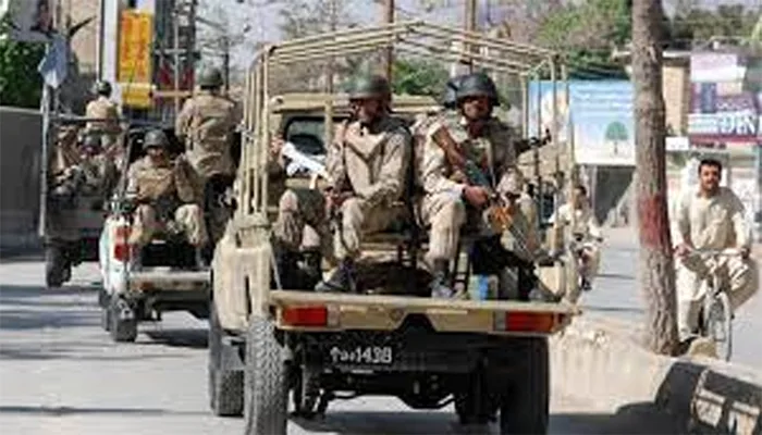 سکیورٹی فورسز کی گاڑیوں پر دہشت گردوں کا حملہ، 14 جوان شہید