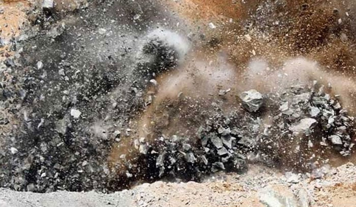 کندھ کوٹ گاؤں میں بم دھماکا، 2 افراد جاں بحق