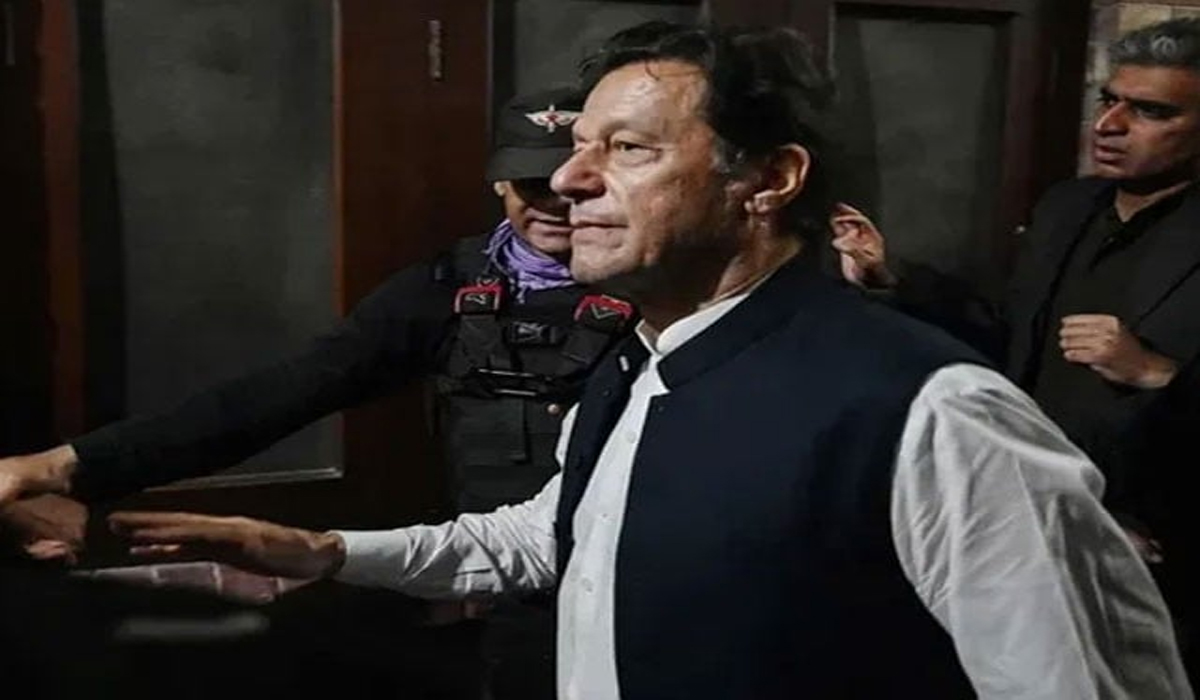 طاقت ور کو قانون کے تابع کرنے کی کوشش پر مجھے سزا دی جارہی ہے، عمران خان