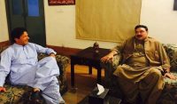 عمران خان نے شیخ رشید کے مدمقابل بھی امیدوار کھڑے کر دیئے