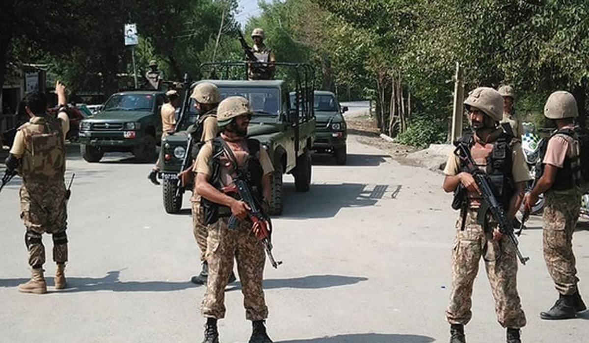 مچ، کولپور کمپلیکس پر دہشتگردوں کا حملہ، 4 جوان، 2 شہری شہید