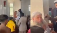 نماز کے دوران امام مسجد اور پی ٹی آئی رہنما میں تلخ کلامی کی ویڈیو وائرل