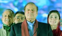 نوازشریف سیاست سے کنارہ کش نہیں ہورہے، حکومتی سرپرستی کرینگے ، مریم نواز