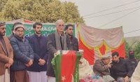 پرویز خٹک نے استعفے سے متعلق خبروں کی تردید کردی