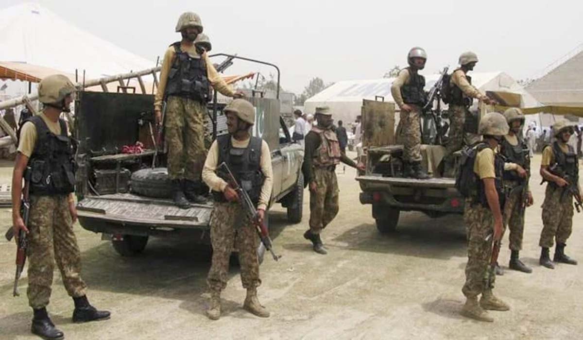 پشاور:سکیورٹی فورسز کی کارروائی میں 2دہشتگرد ہلاک، 2 زخمی