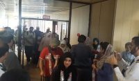 پی آئی اے کی پرواز 160 حجاج کو لے کرکراچی پہنچ گئی