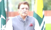 آزاد کشمیر کے پاس 2 سال بعد تنخواہوں کیلئے پیسے نہیں ہوں گے، راجا فاروق حیدر
