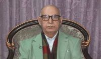 چیف جسٹس کی مدت ملازمت میں توسیع نہیں کی جارہی، عرفان صدیقی