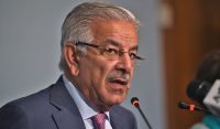 پی ٹی آئی کے مذاکرات سیاسی برادری کے ساتھ ہوں گے،وزیر دفاع