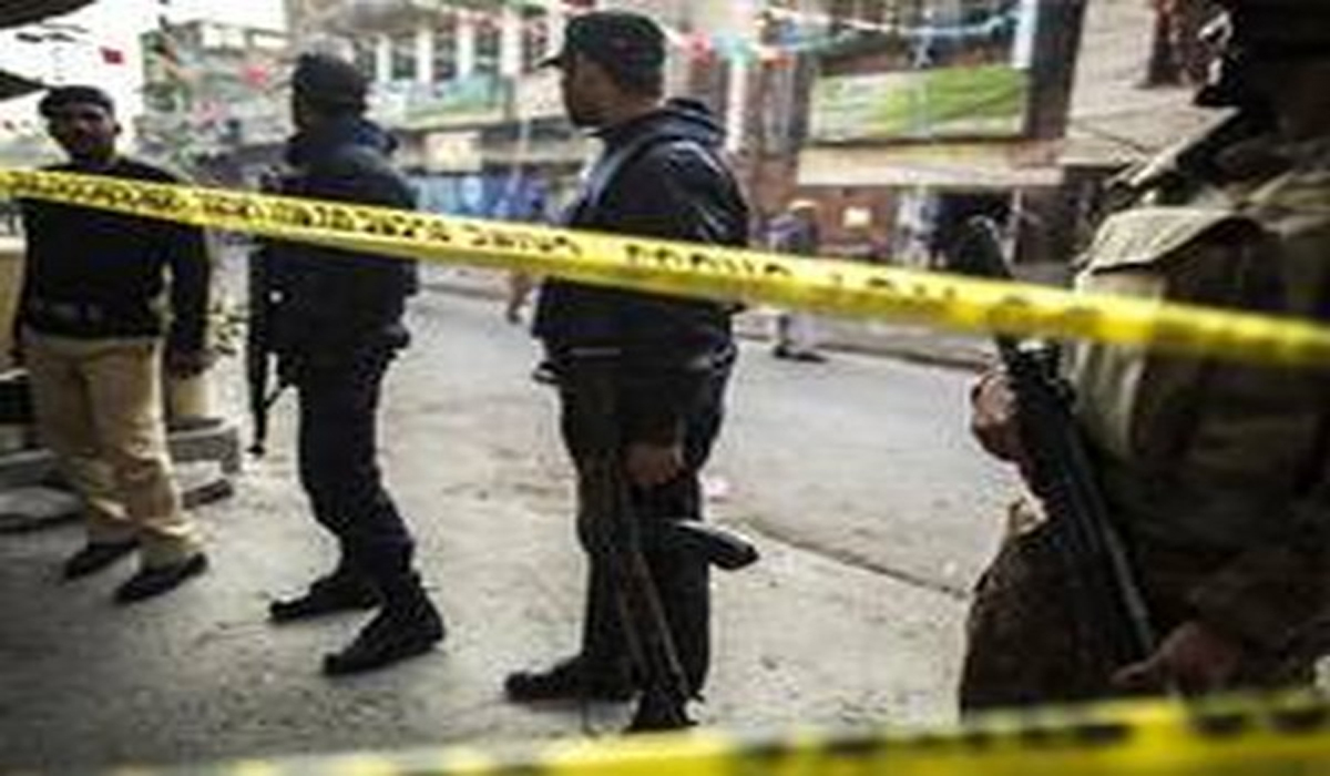 پشاور میں پولیس چوکی پر دہشت گردوں کا حملہ