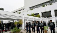 قومی اسمبلی اور سینیٹ کے اجلاس کل ساڑھے 12 بجے تک ملتوی