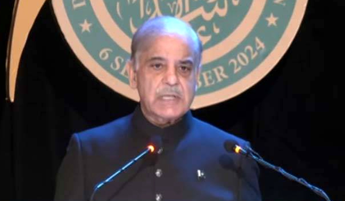 دہشتگردی کے مکمل خاتمے تک چین سے نہیں بیٹھیں گے: وزیراعظم