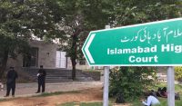 عدالت کا عمران خان سے ہمشیرہ کی ملاقات کروانے کا حکم