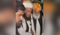مولانا فضل الرحمان دیرینہ ساتھی کی وفات پر ہری پور پہنچ گئے