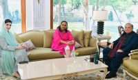 میاں نوازشریف اورمریم نواز سے بھارتی صحافی  کی ملاقات