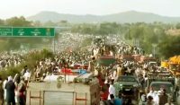 وزیر اعلیٰ کے پی علی امین گنڈاپور کا قافلہ برہان انٹرچینج پہنچ گیا