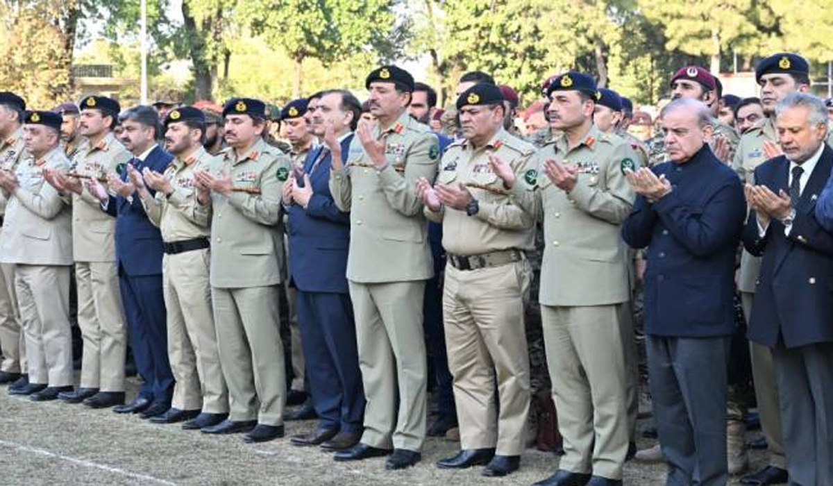 احتجاج کے دوران شہید ہونے والےاہلکاروں کی نماز جنازہ ادا