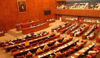 تینوں سروسز چیفس کی مدت ملازمت 5 سال کرنے کا بل منظور