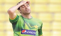 فاسٹ بولر عمرگل کے والد انتقال کرگئے