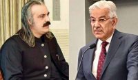 گنڈاپور کے گارڈنے پی ٹی آئی کارکنوں پرفائرنگ کی،خواجہ آصف