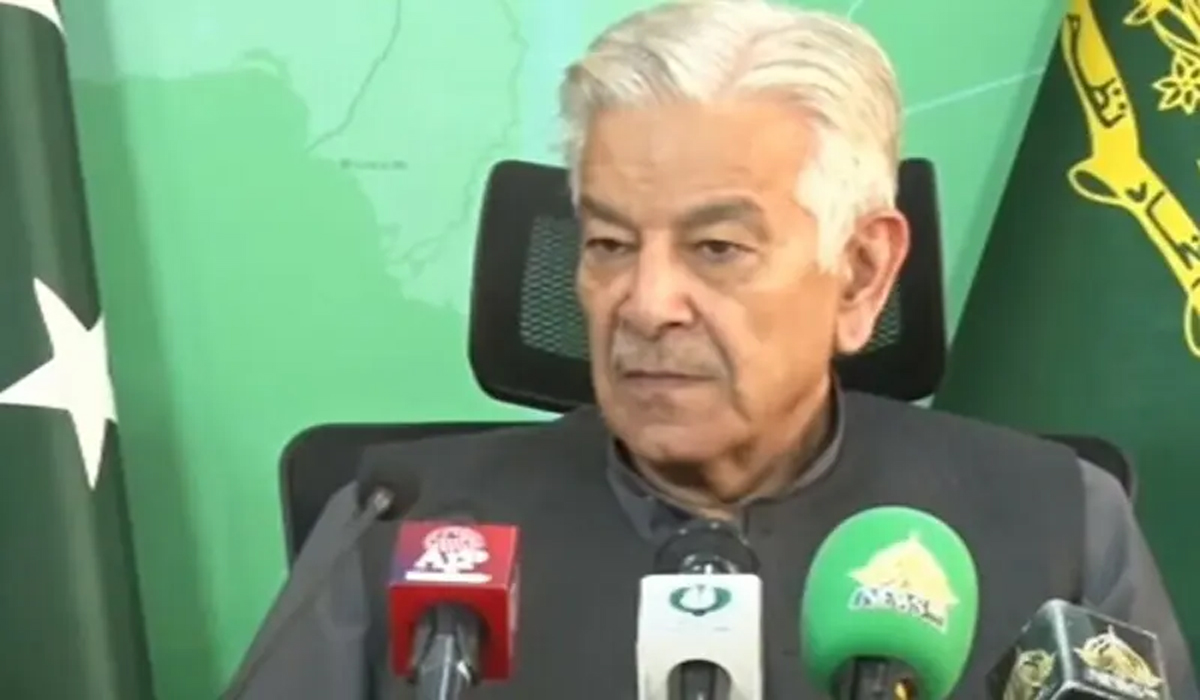 تحریک انصاف مذاکرات کیلئے بے تاب ہے،خواجہ محمد آصف