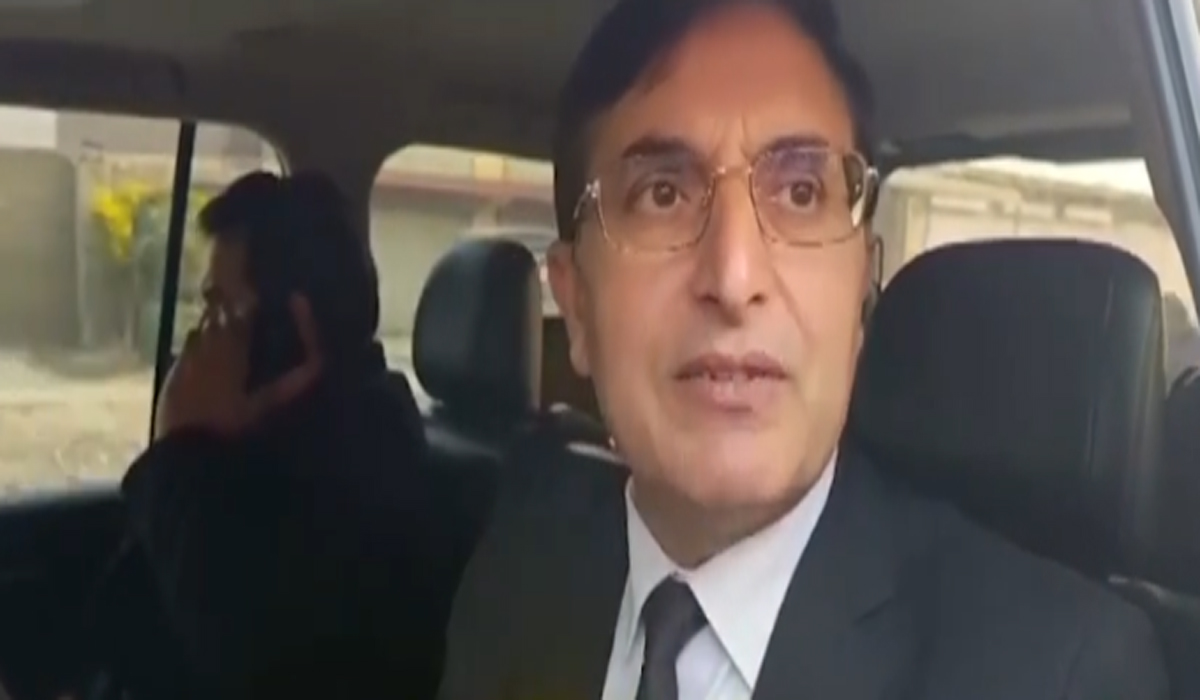 بانی کی رہائی ملکی عدالتوں کے ذریعے ہوگی،بیرسٹر گوہر