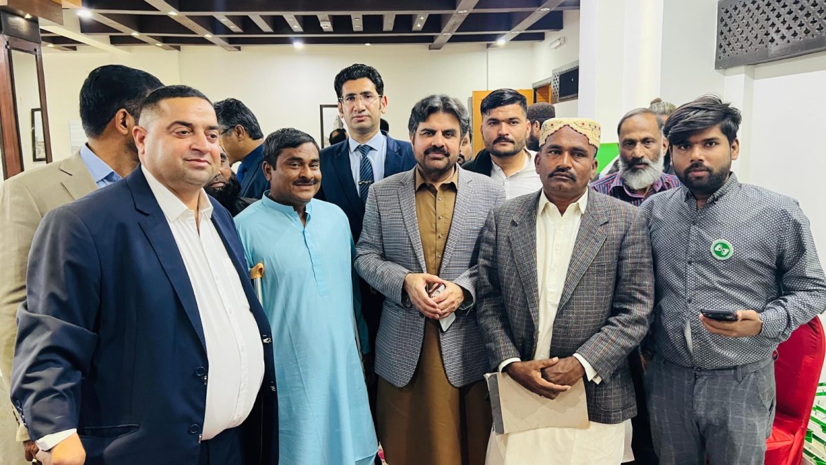 سندھ حکومت معذور افراد کیلئےکمپلیکس تعمیرکرائے گی،ناصر حسین