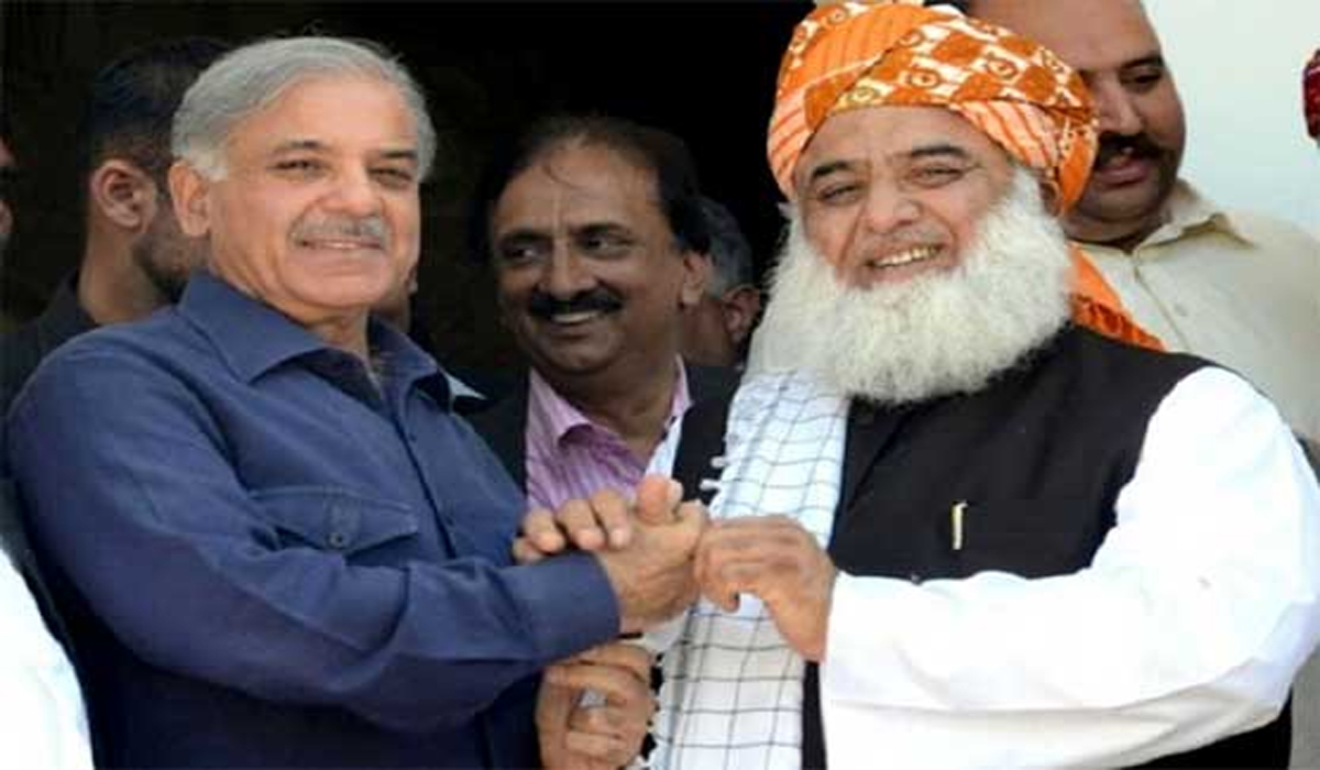 حکومت اور جے یو آئی میں قربتیں بڑھنے لگیں