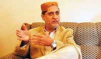 سردار اختر مینگل گرفتاری دینے تھانے پہنچ گئے