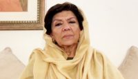 بانی کے دماغ میں انفیکشن کی خبر غلط ہے،علیمہ خان