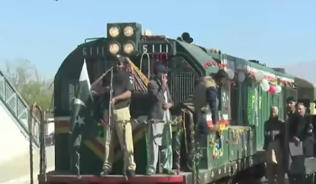 جعفر ایکسپریس پشاور سے کوئٹہ پہنچ گئی