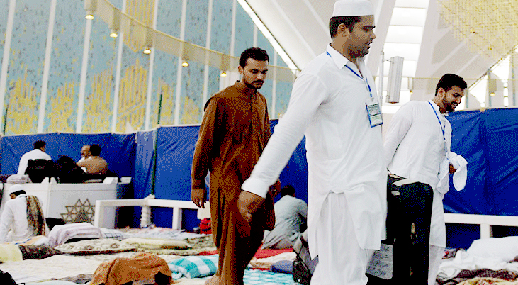 ملک بھر کی مساجد میں آج اعتکاف کی تیاریاں