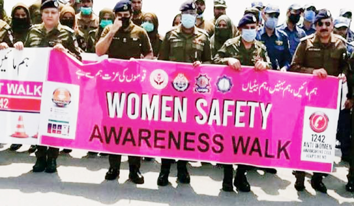 بازاروں میں خواتین کے تحفظ کیلئےویمن پولیس سکواڈقائم