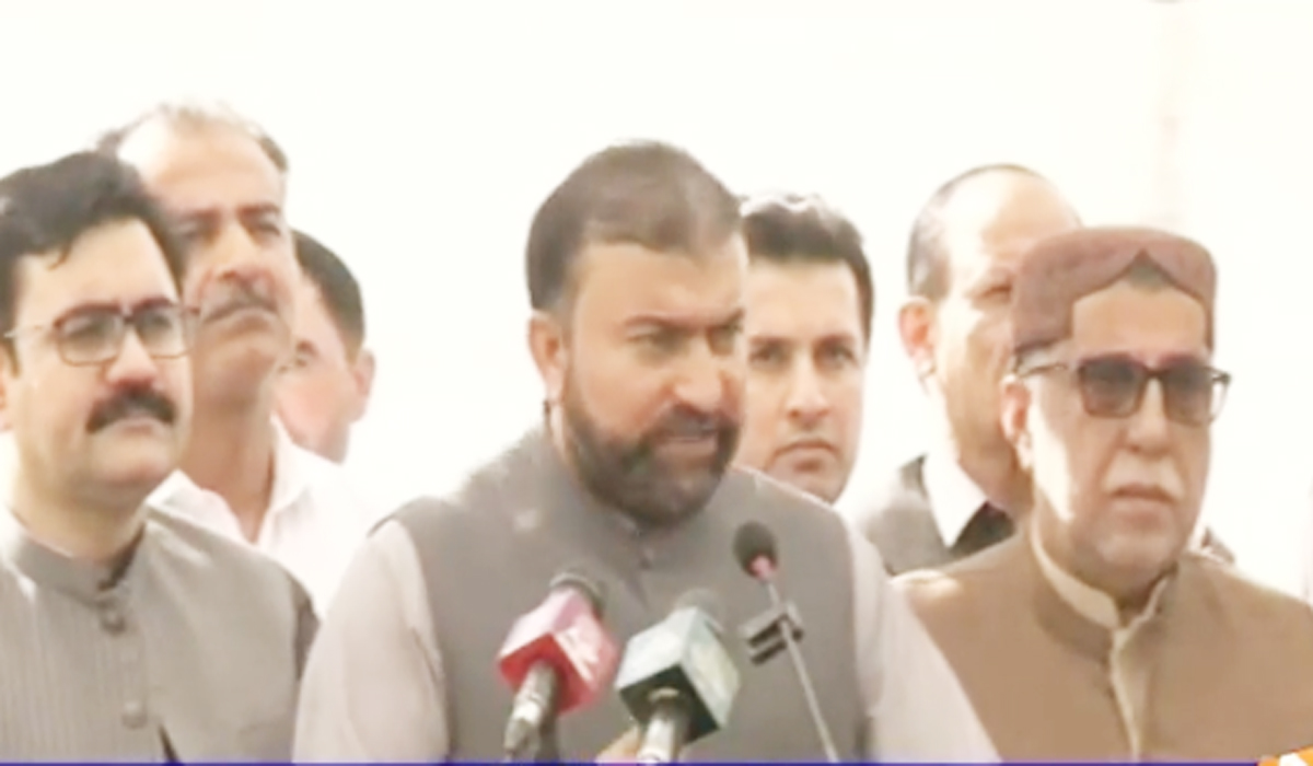 ترقیاتی منصوبوں میں تاخیر برداشت نہیں کی جائے گی، سرفراز بگٹی