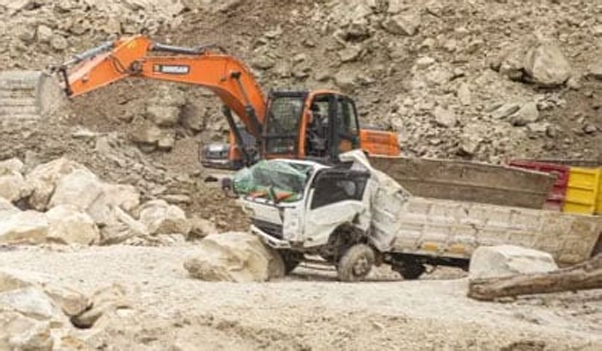 انڈونیشیا،جاوا میں کان پر چٹان گرگئی،10 افراد ہلاک