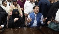 عمران اور بشریٰ کی سزا معطلی کی درخواستیں سماعت کیلئے مقرر