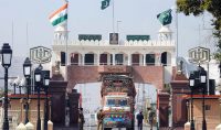 بھارت نے افغان ٹرک کو پاکستان کی اجازت کے باوجود روک لیا