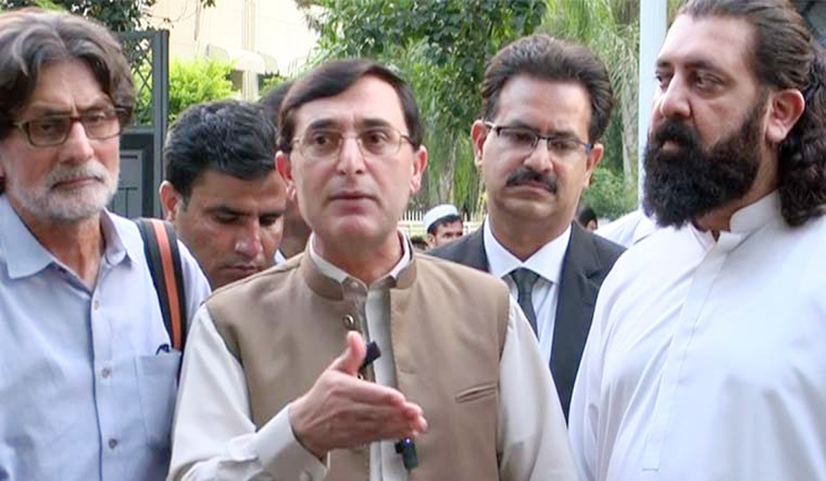 مخصوص نشستوں پر عدالتی فیصلہ نا انصافی ہے،بیرسٹر گوہر