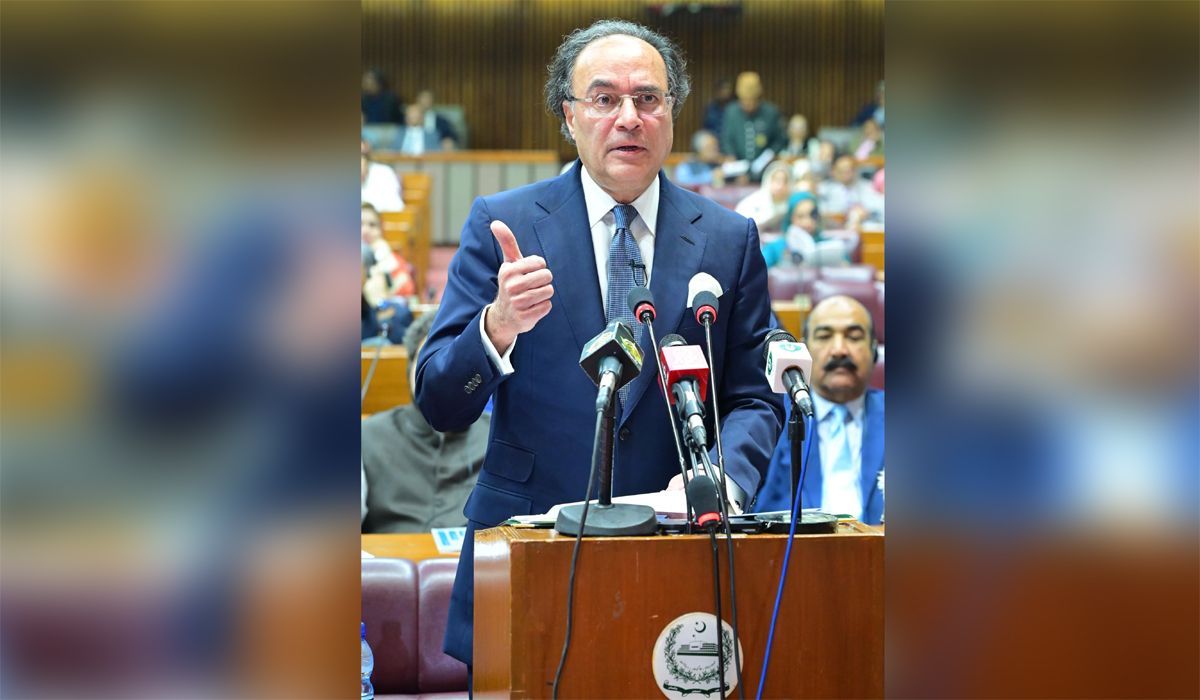 آئندہ مالی سال کا 17 ہزار 573 ارب روپے کا وفاقی بجٹ پیش