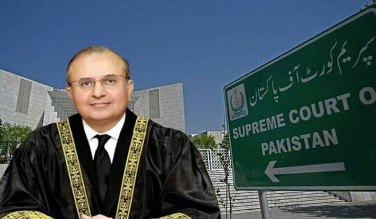 جسٹس منصور علی شاہ نے قائم مقام چیف جسٹس کا حلف اٹھا لیا