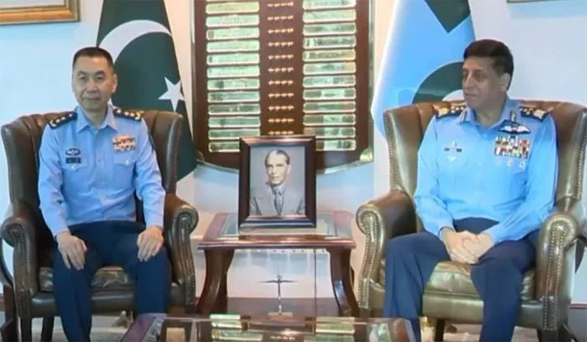 چینی فضائیہ کے چیف آف اسٹاف کا ایئر ہیڈکوارٹرز کا دورہ