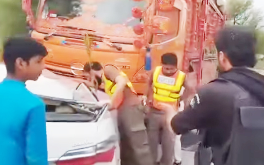 ڈیرہ اسماعیل،خوفناک حادثہ،5 افراد جاں بحق